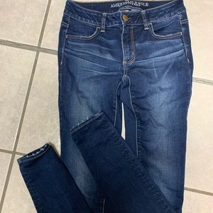 NWOT AMERICAN EAGLE JEANS